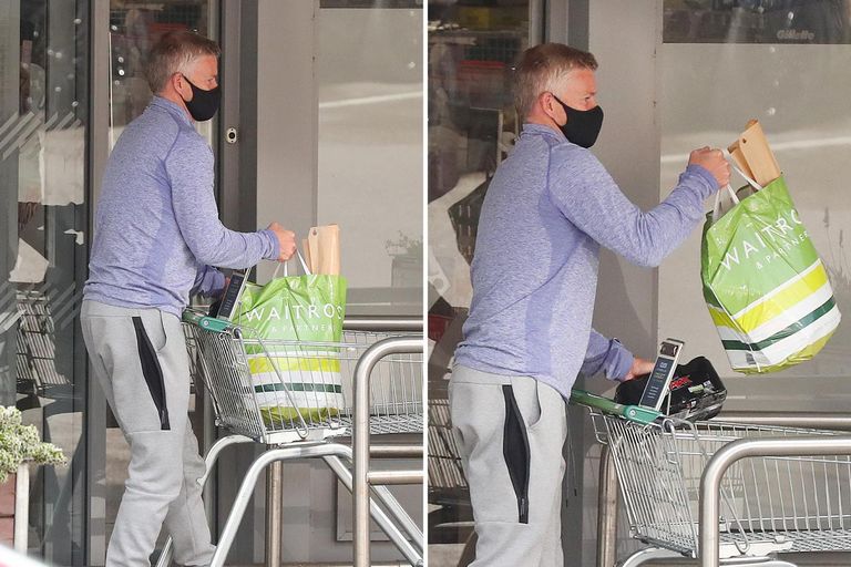 أولي جونار سولسكاير، المدير الفني لفريق مانشستر يونايتد الإنجليزي سولسكاير في رحلة تسوق