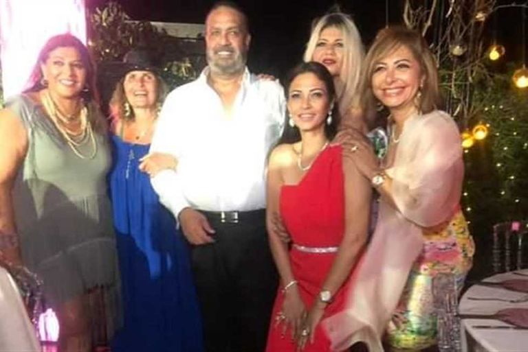 مدحت العدل يحتفل بخطوبة ابنته