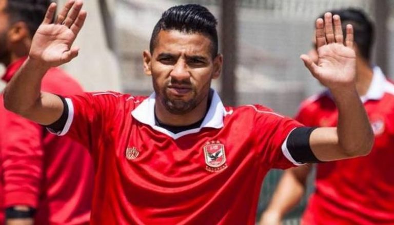 مؤمن زكريا لاعب الأهلي المصري مؤمن زكريا لاعب الأهلي المصري