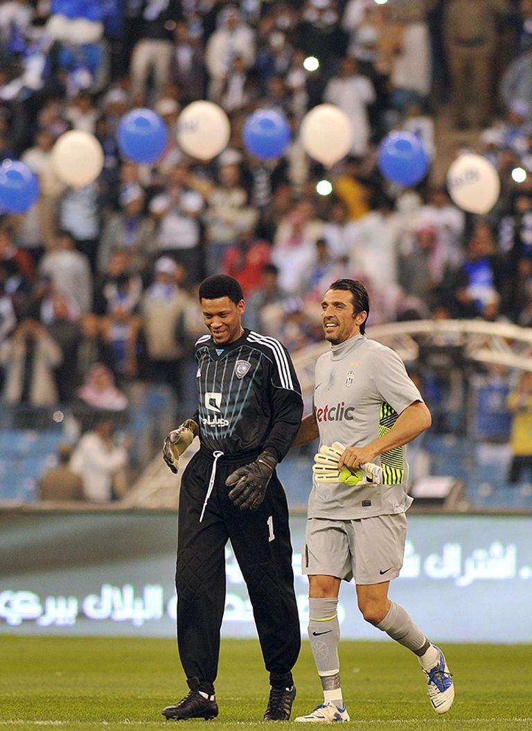 محمد الدعيع أسطورة الهلال السعودي السابق