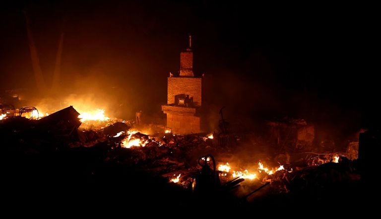 الحرائق تلتهم غابات كاليفورنيا