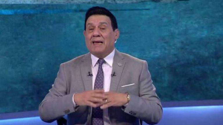 المعلق المصري مدحت شلبي من مباراة الزمالك والأهلي