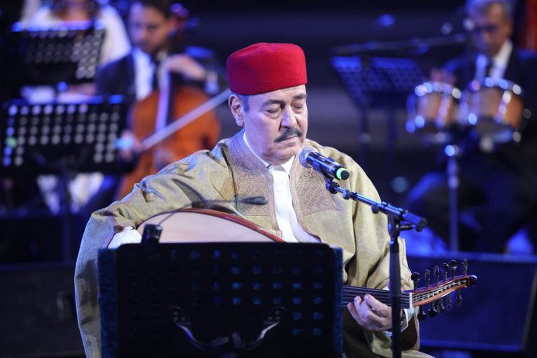 الفنان التونسي لطفي بوشناق