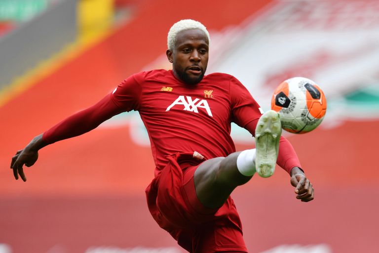 ديفوك أوريجي لاعب ليفربول فريق ليفربول