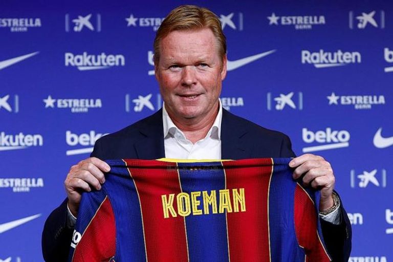 رونالدو كومان مدرب برشلونة فريق برشلونة