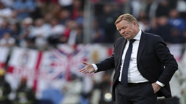 رونالد كومان مدرب برشلونة ليونيل ميسي قائد برشلونة