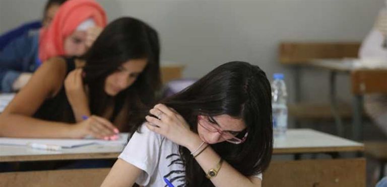 التعليم عن بُعد في لبنان.. تجربة تواجه تحديات صعبة