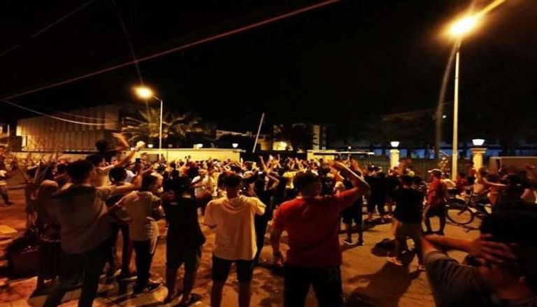 متظاهرون ليبيون في ميدان الشهداء بطرابلس- أرشيفية