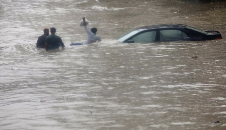 فيضانات عارمة تجتاح كراتشي 