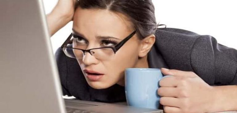 الإجهاد الرقمي يهدد عينيك