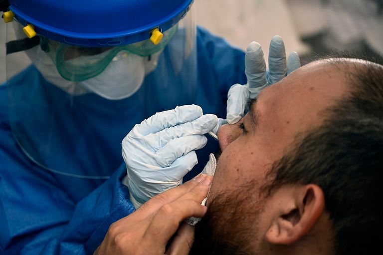 ارتفاع إصابات كورونا حول العالم