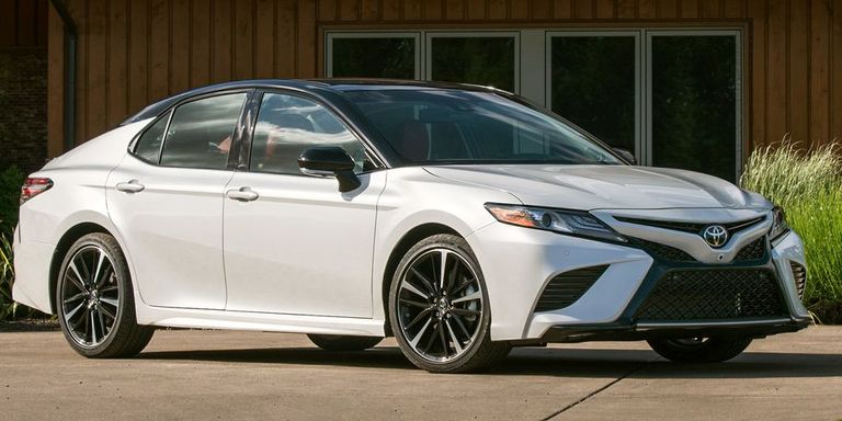 ألفا روميو Giulia 