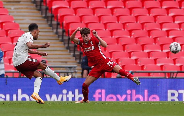 بيير إيميريك أوباميانج مهاجم أرسنال