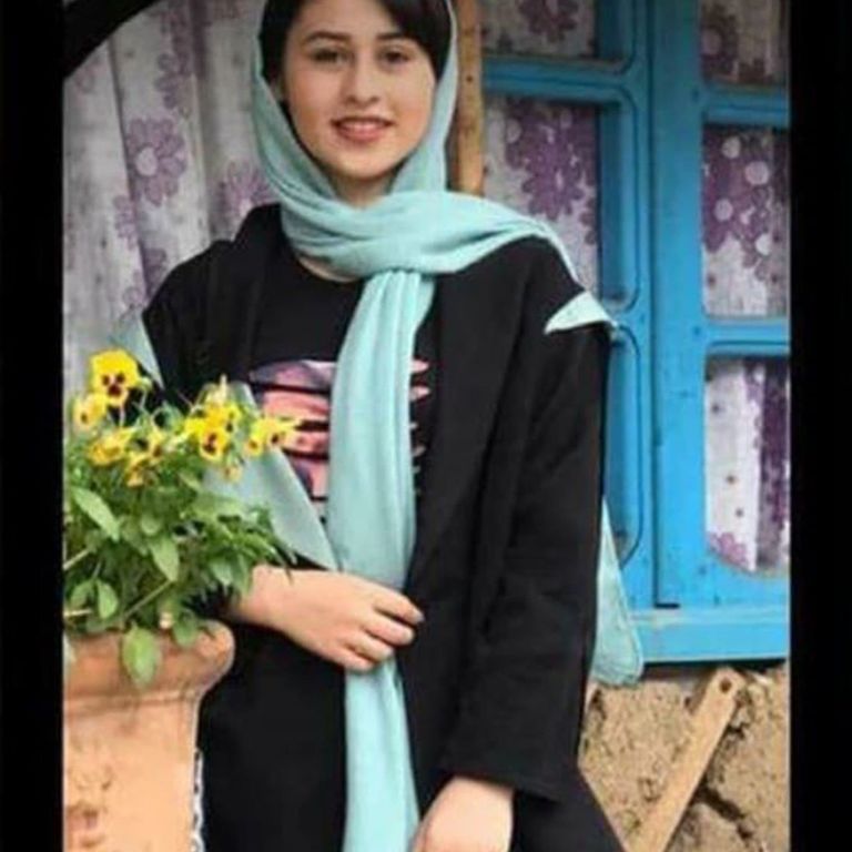 الابنة الإيرانية التي قطع والدها رأسها وهي نائمة