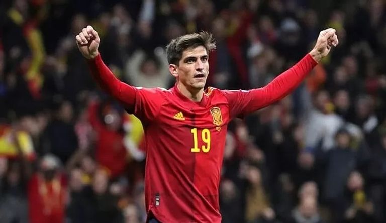 جيرارد مورينو مهاجم فياريال يعود لمنتخب إسبانيا لويس إنريكي مدرب منتخب إسبانيا