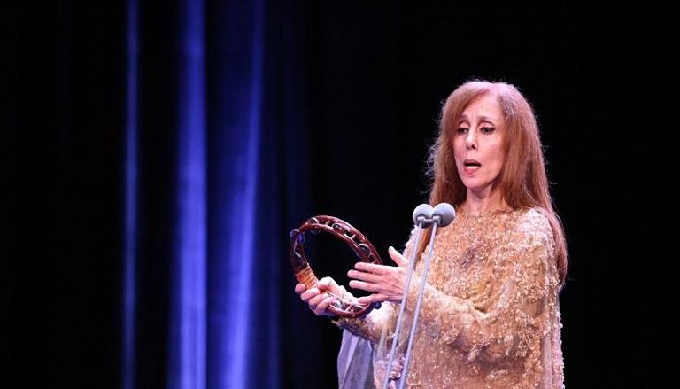 الفنانة فيروز