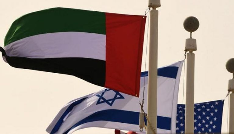 علما دولتي الإمارات وإسرائيل