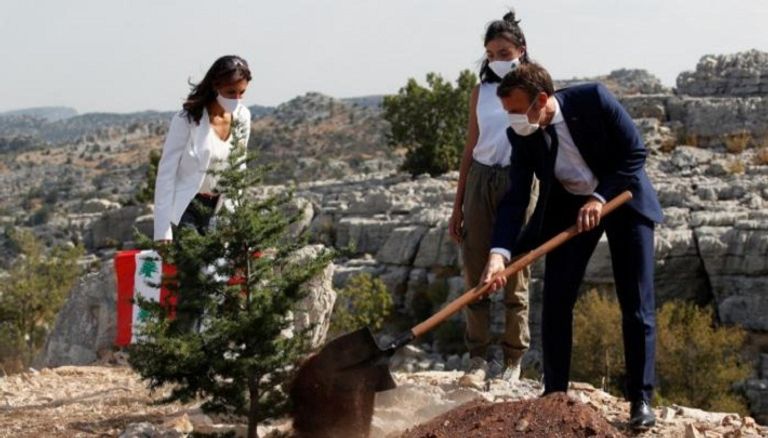 الرئيس الفرنسي إيمانويل ماكرون خلال زيارته للبنان