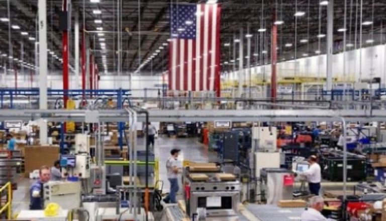 نشاط المصانع الأمريكية يصل لأعلى مستوى في 19 شهرا