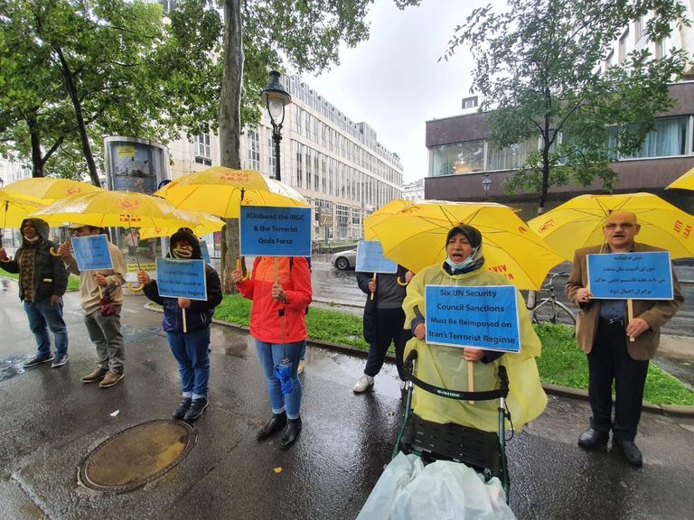 جانب من الوقفة الاحتجاجية في فيينا