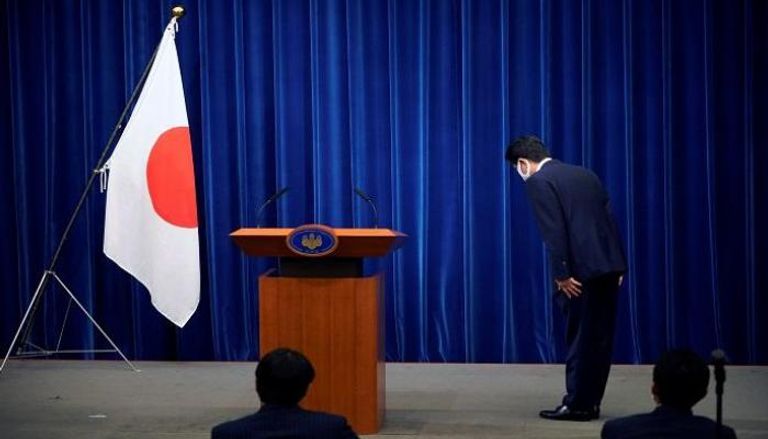 رئيس وزراء اليابان شينزو آبي خلال إعلان الاستقالة