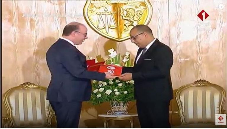 تسليم وتسلم مهام الحكومة التونسية