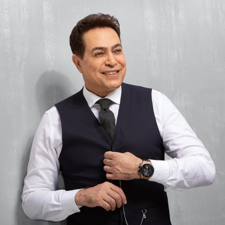 المطرب المصري حكيم