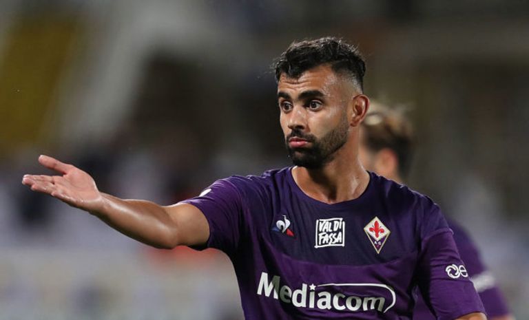 رشيد غزال لاعب فيورنتينا رشيد غزال لاعب ليستر سيتي المعار لفيورنتينا الإيطالي