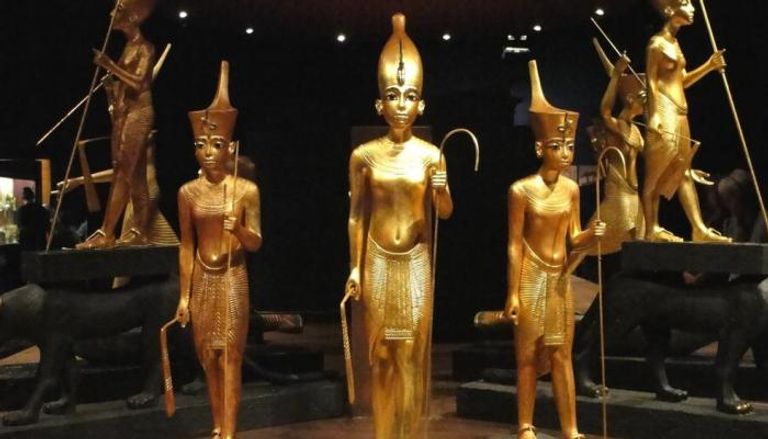 تماثيل فرعونية