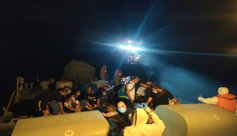 حريق بناقلة نفط عملاقة قبالة سريلانكا