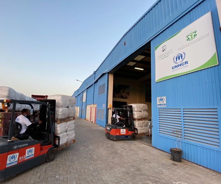 جانب من المساعدات الإماراتية للسودان