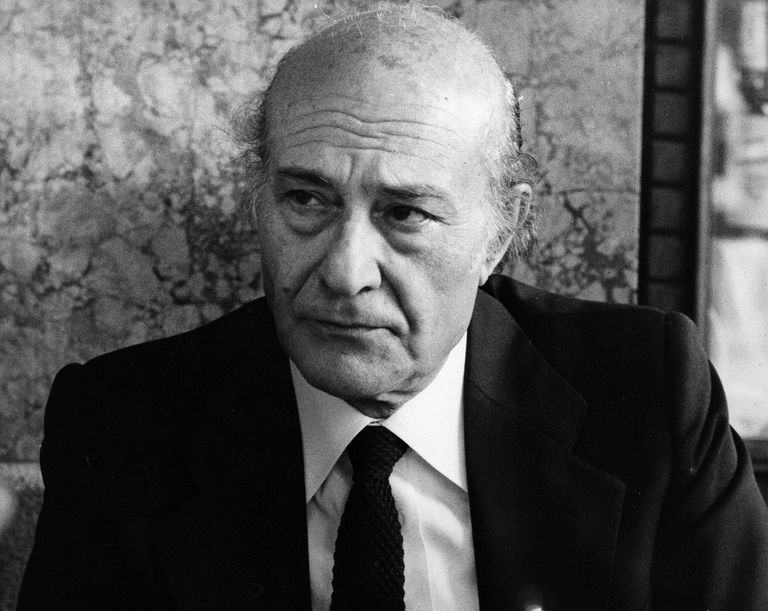 جيورجيوس سفريس وأوديسو إليتيس