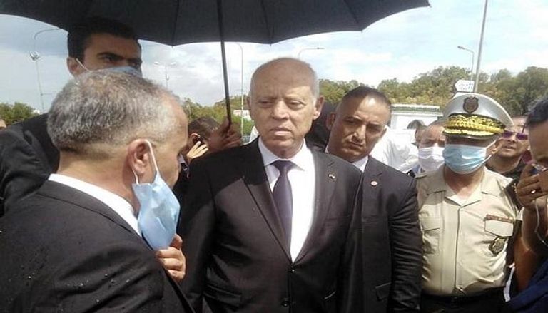 الرئيس التونسي يتفقد موقع العملية الإرهابية في سوسة