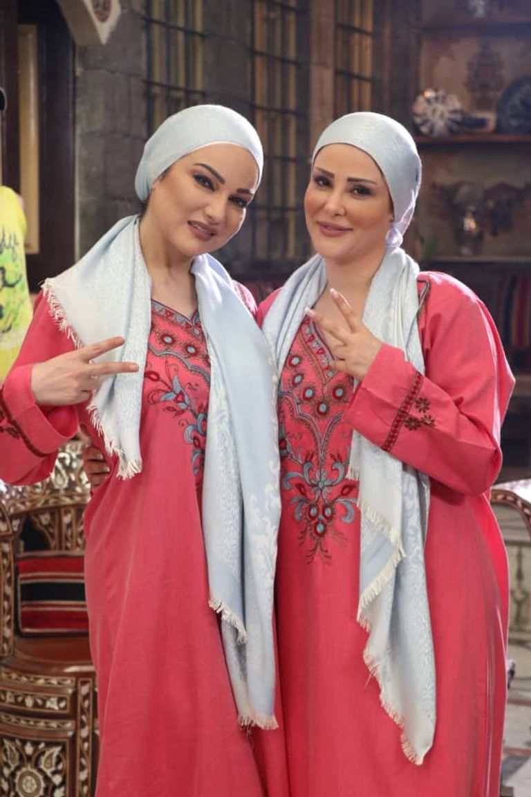 فريق عمل مسلسل "بنات الماريونيت"