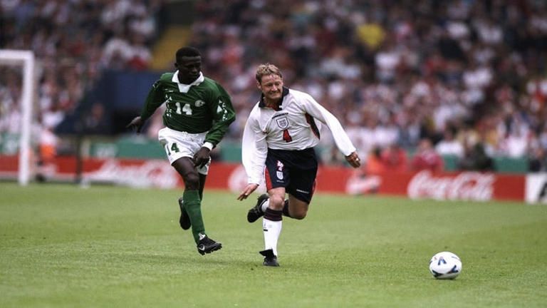 خالد مسعد بقميص المنتخب السعودي خالد مسعد نجم المنتخب السعودي السابق