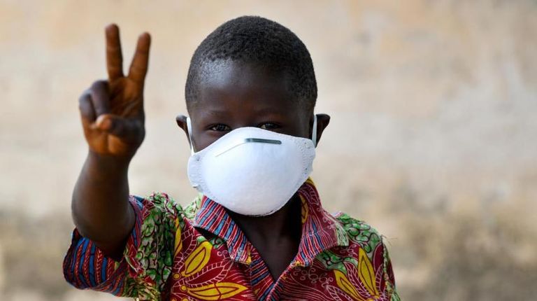 فيروس كورونا يتحدى العالم