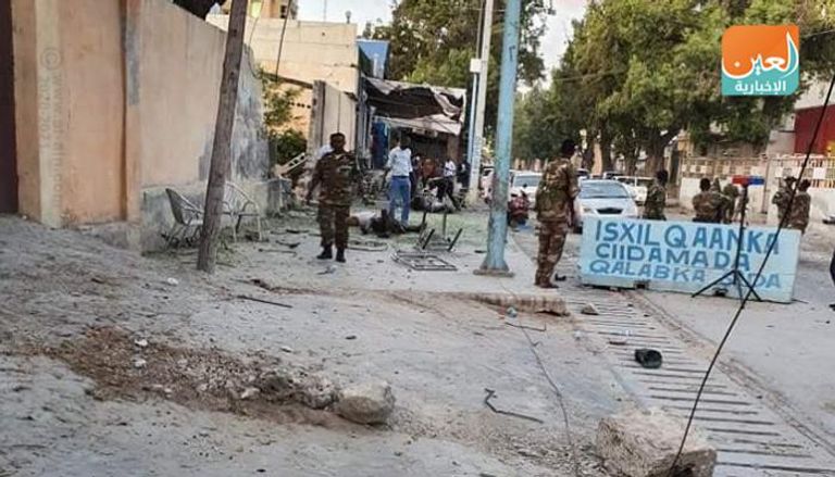 الأمن بمحيط موقع التفجير قرب القصر الرئاسي بالصومال