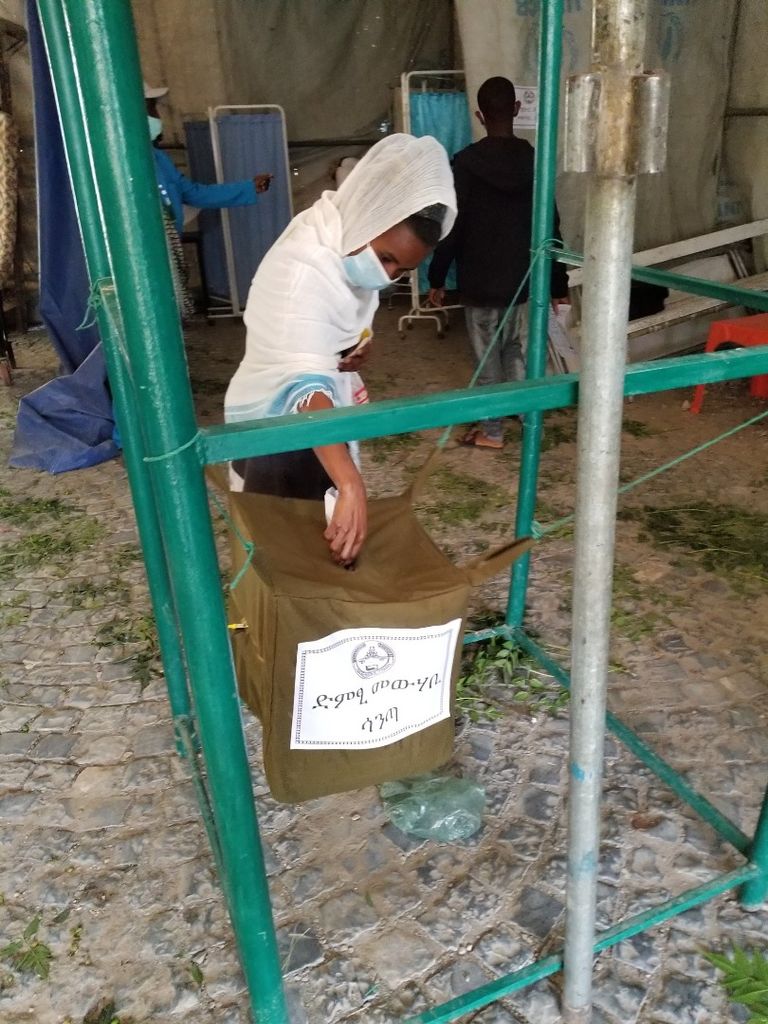 أحد مراكز الاقتراع في إقليم تجراي