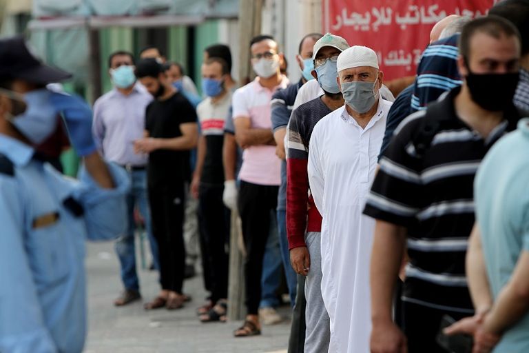 غزة تشهد تفشيا لفيروس كورونا دفع السلطات لاتخاذ إجراءات مشددة