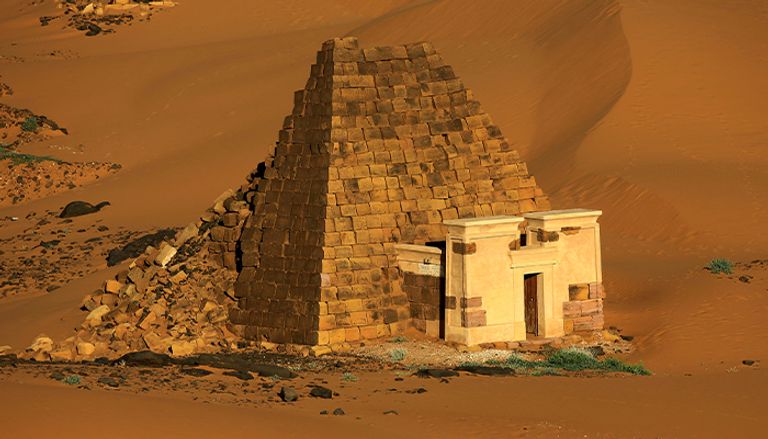 فيضانات السودان تصل إلى أهرامات مروي ونوري