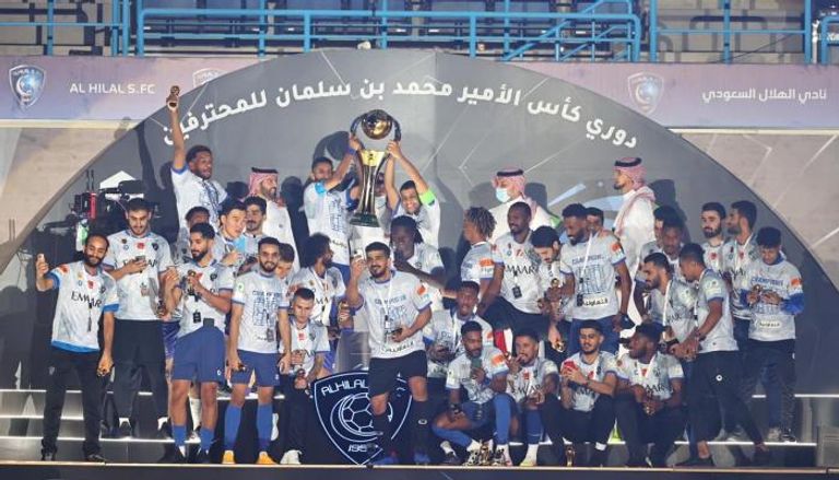 فريق الهلال بطل الدوري السعودي