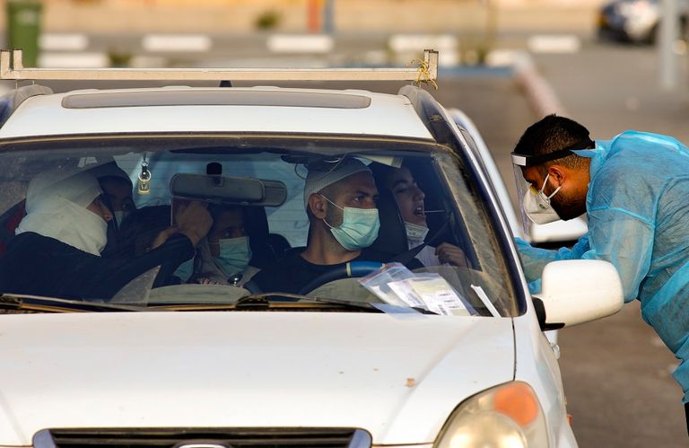 إسرائيل فرضت إغلاقا ليليا على تجمعات غالبيتها العظمى يقيم فيها يهود متشددون