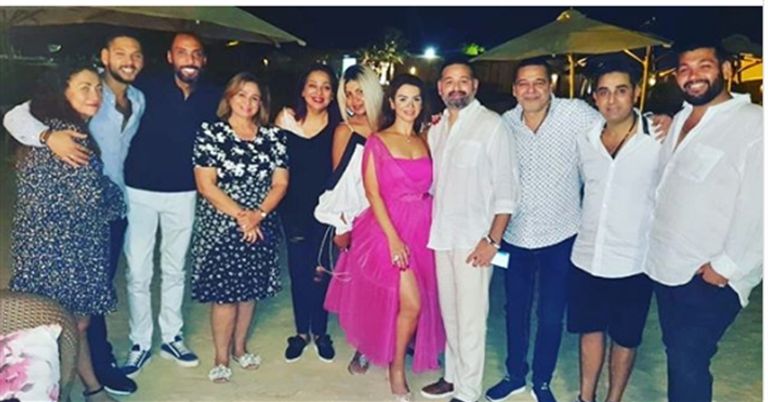 حفل خطوبة الفنان المصري أمير شاهين، شقيق الفنانة إلهام شاهين، على "المونتيرة" منة جاب الله.