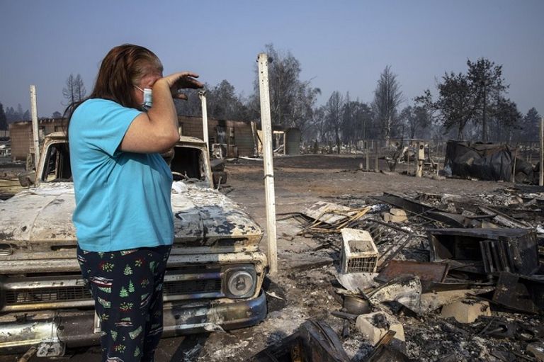 جانب من حرائق مدينة فينيكس - أسوشيتد برس