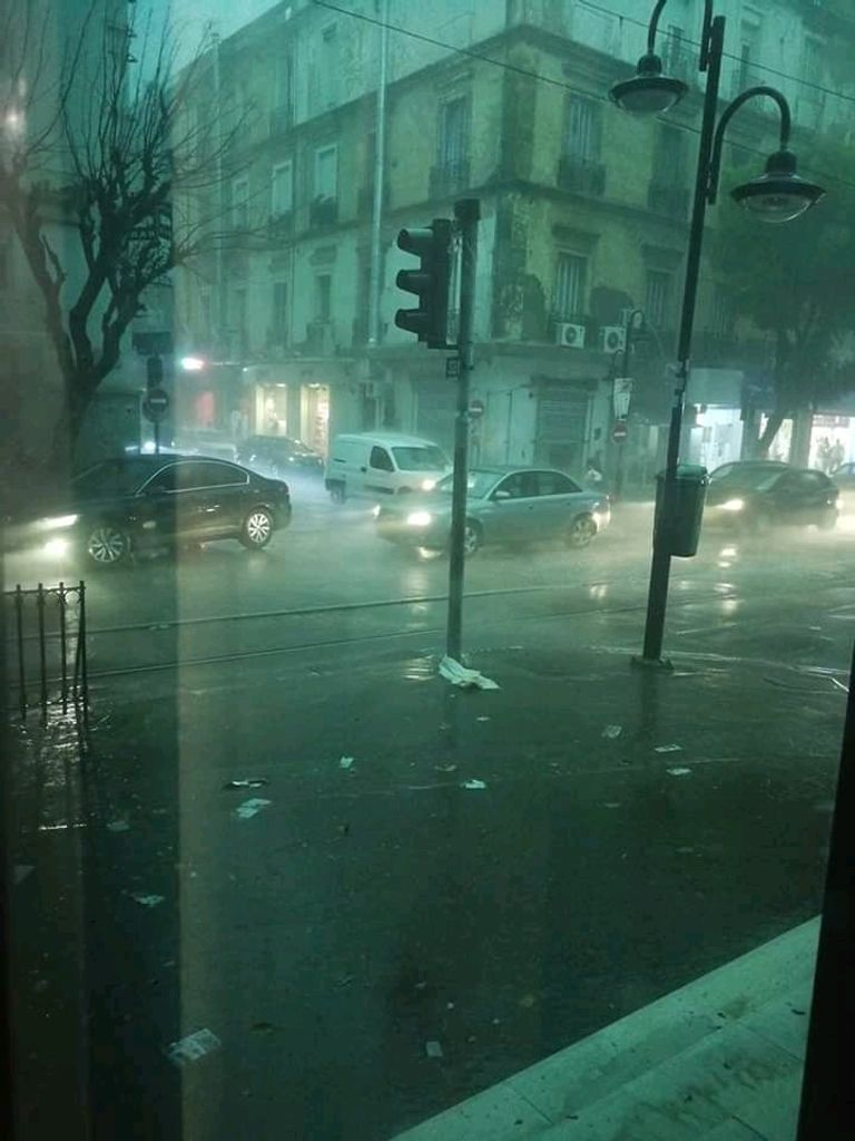 جانب من السيول التي أغرقت تونس