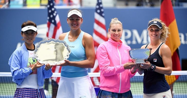 لورا سيجموند وفيرا زفوناريفا فازتا على نيكول ميليشار ويفان تشو الألمانية لورا سيجموند والروسية فيرا زفوناريفا