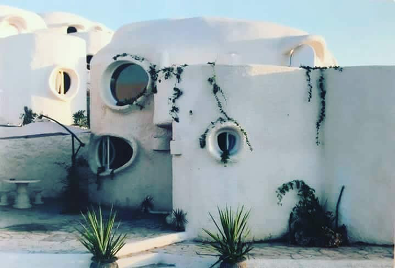 منتجع بيوت النمل السياحي غرب الجزائر