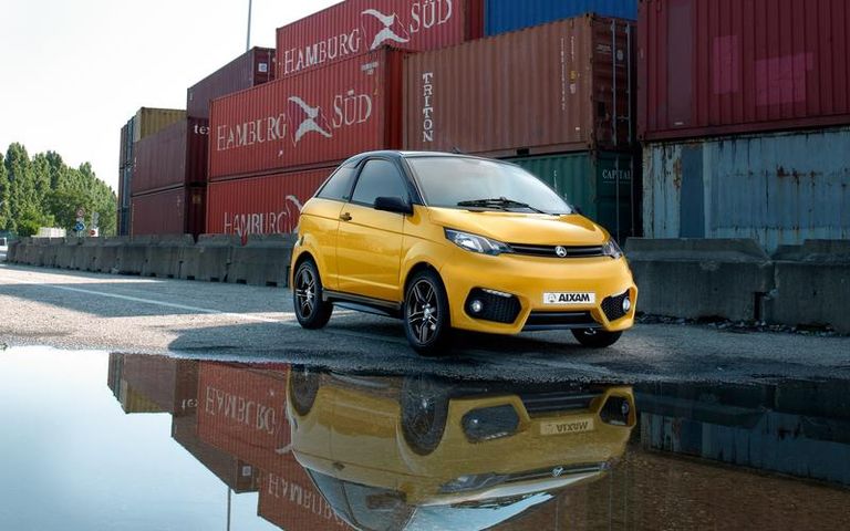 فرنسا قوانين قيادة السيارة تهدف لحماية السائق والتقليل من الحوادث