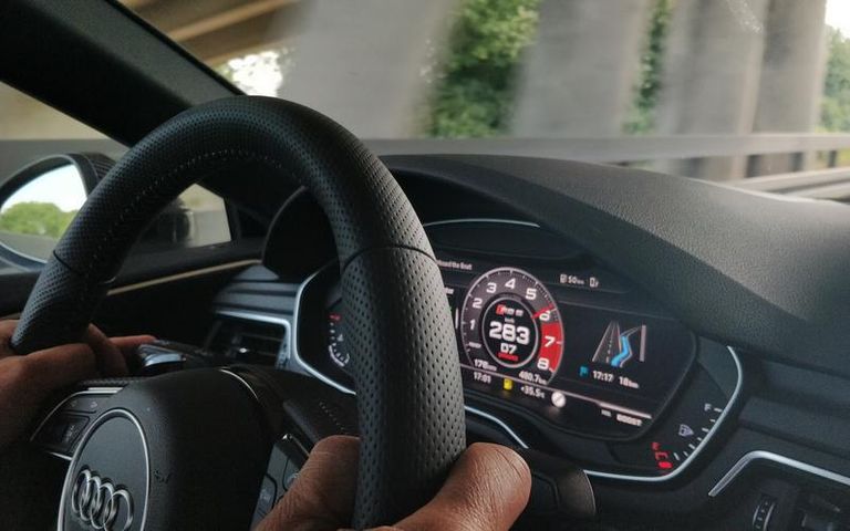 ألمانيا قوانين قيادة السيارة تهدف لحماية السائق والتقليل من الحوادث