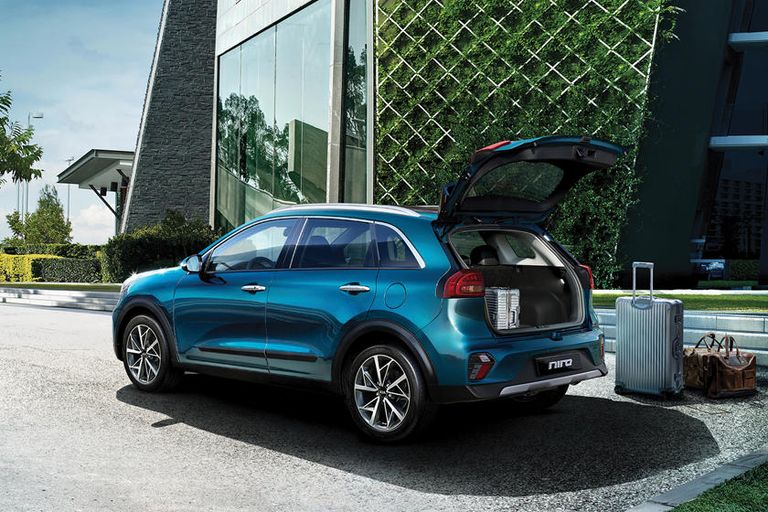 كيا نيرو  فيات 500X وكيا نيرو